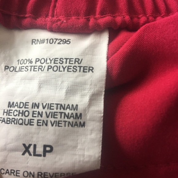 Dickies women XLP red color scrub set - Picture 7 of 9